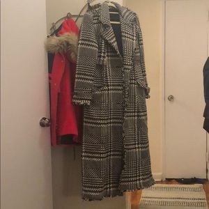 Houndstooth long black and white coat